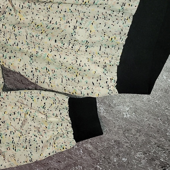 Vintage. Made in USA. NOTATIONS. Lightweight. Soft material.  Women's L14 - Picture 4 of 16